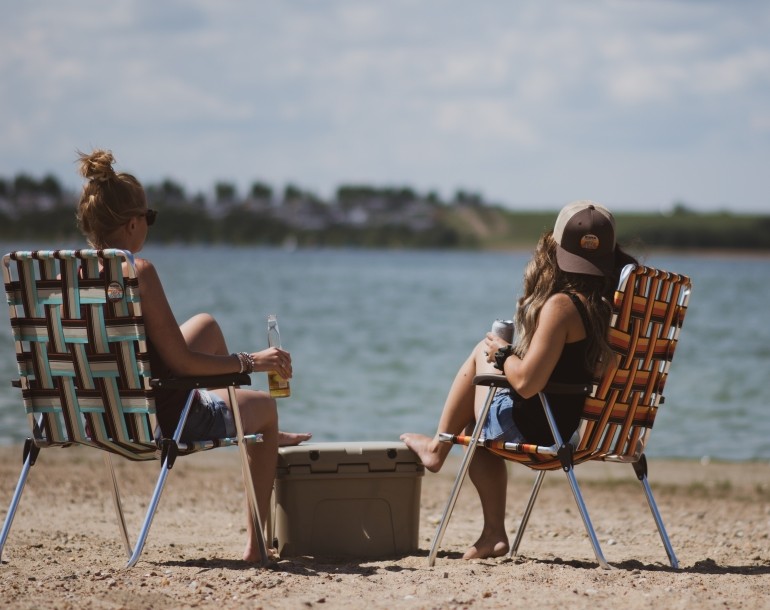 backtrack-chairs-lifestyle